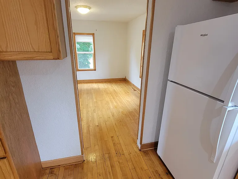 410 3rd Ave S #3 — Photo 12