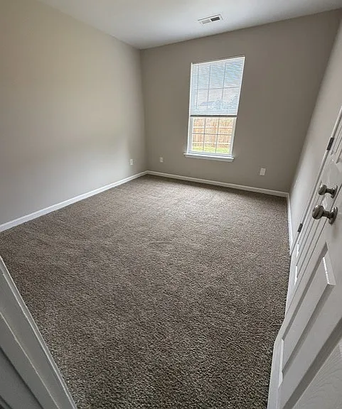 305 Cool Embers Ln — Photo 7