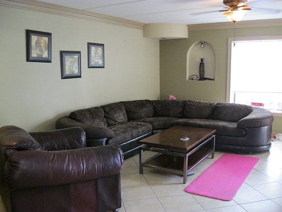 2nd image of 104 Parade Dr #9