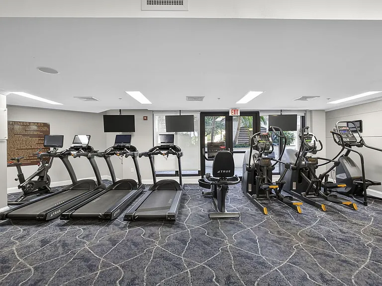 801 S Olive Ave #614 — Photo 41
