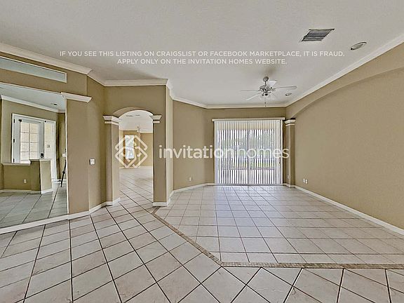 3rd image of 11909 Clubhouse Dr