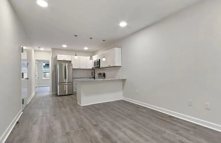 2117 N Front St #3 — Photo 1
