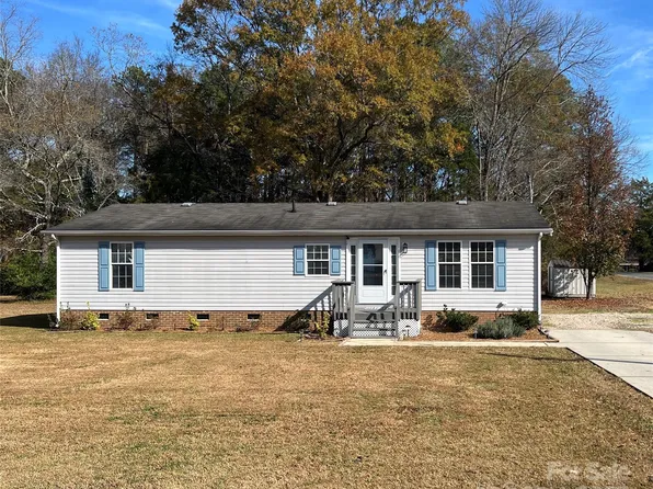 5504 Hillsdale St, Fort Lawn, SC 29714