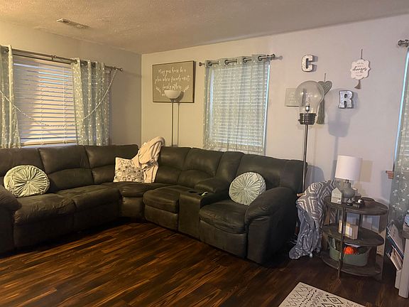 3rd image of 204 Seminole Ln