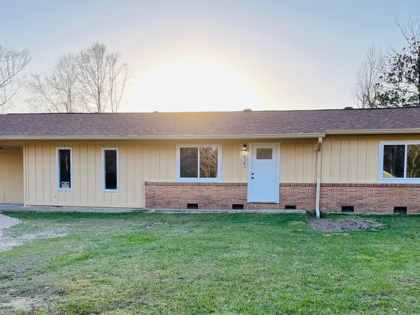 438 James St, Jasper, TX 75951