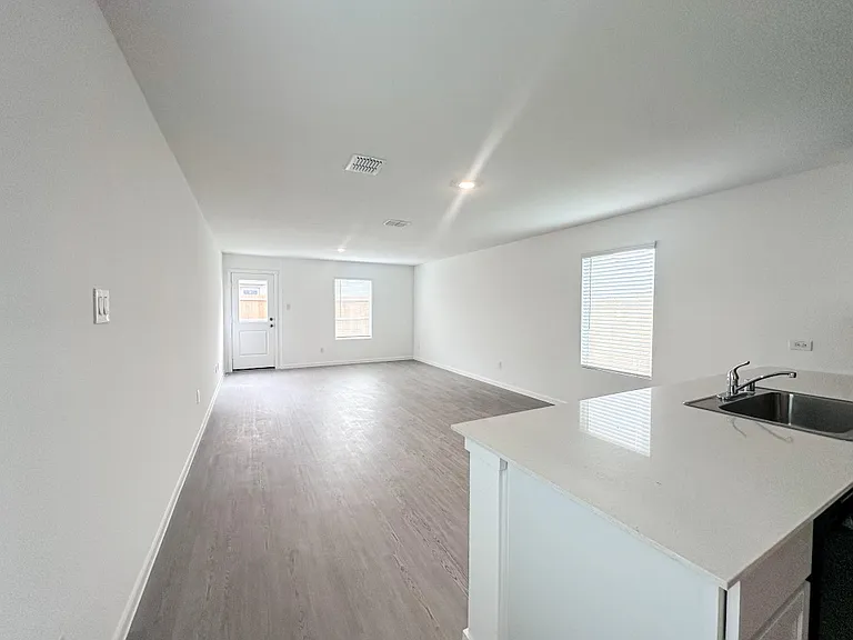 803 Sandhill Crane Ln — Photo 13