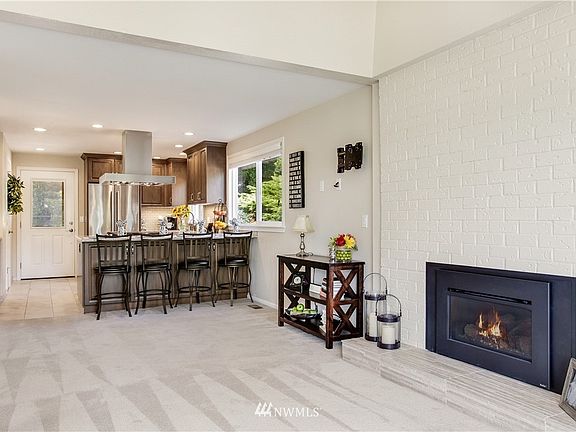4th image of 17531 NE 88th Pl