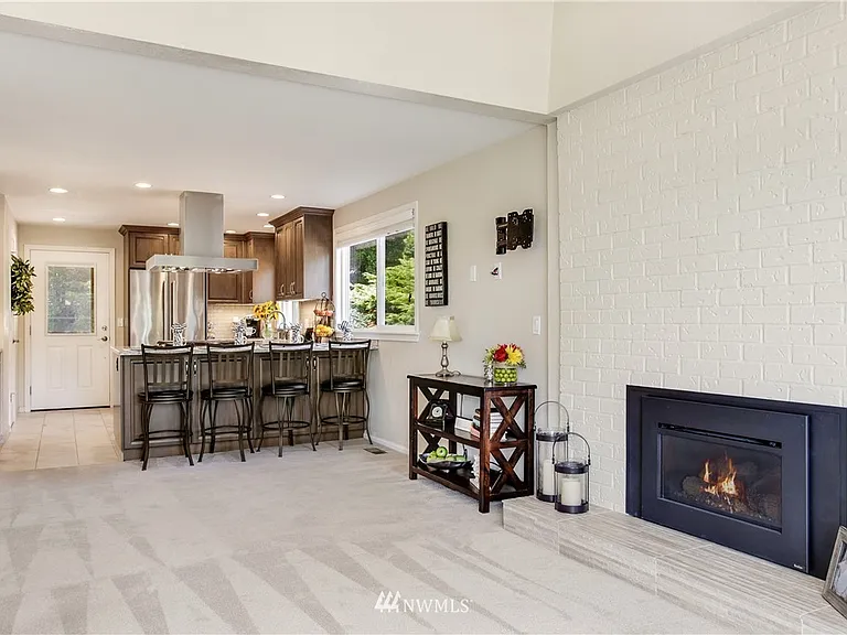 17531 NE 88th Pl — Photo 4