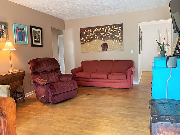 2nd image of 2111 Cogswell Dr