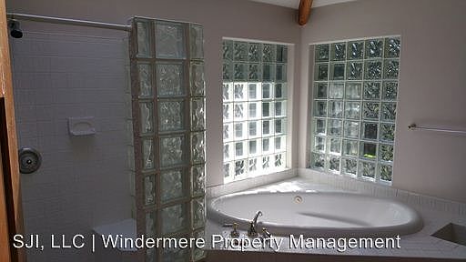 3rd image of 76 Kittiwake Ln