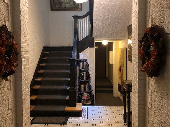 4th image of 1101 W Pratt Blvd APT 3E