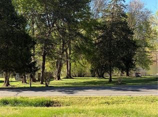 2205 Overlook Rd, Powhatan, VA