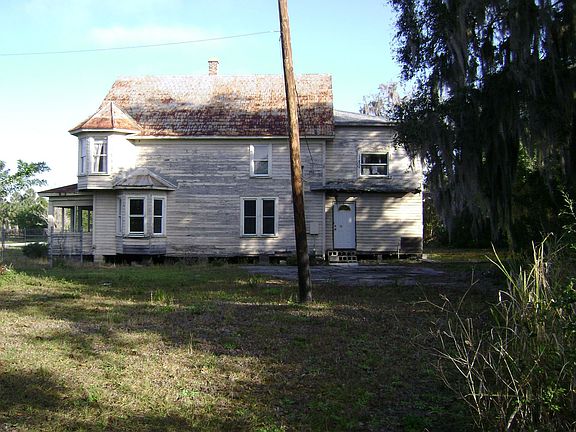 2nd image of 2595 Richmond Ave