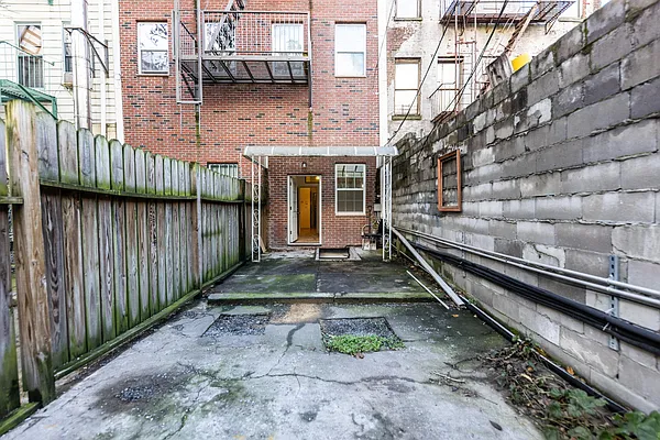 Rented by Oxford Property Group | media 22