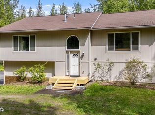 1201 S Lower Rd, Palmer, AK 99645