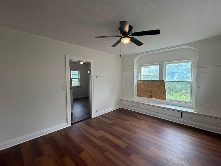 12704 Christine Ave — Photo 11