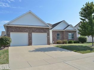 3004 Wolf Creek Ln, Normal, IL 61761