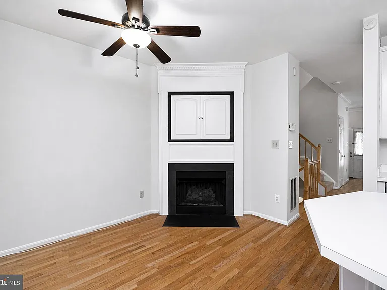 3940 Kathryn Jean Ct — Photo 15