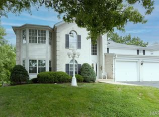 3671 Colonia Place Dr APT A, Saint Louis, MO 63125