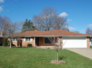 3316 Cricket Dr, Youngstown, OH