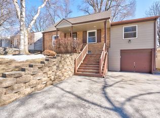 264 N 115th St, Wauwatosa, WI 53226