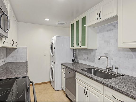 2nd image of 2200 1st Ave N APT 308