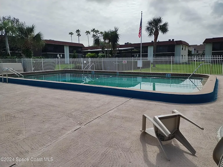 200 Saint Lucie Ln #204 — Photo 29