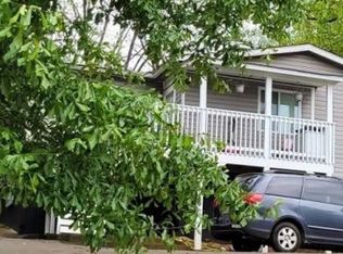 582 Warren Ave, Scottdale, GA 30079