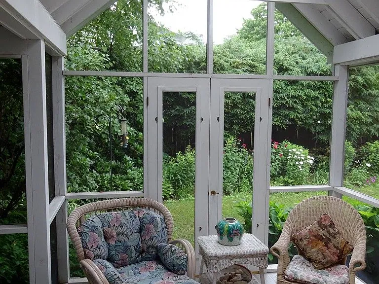 9 Pleasant St — Photo 9