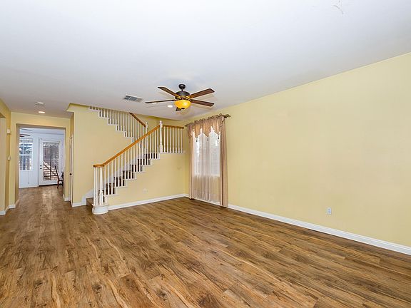 3rd image of 26835 Northbrooke Ln