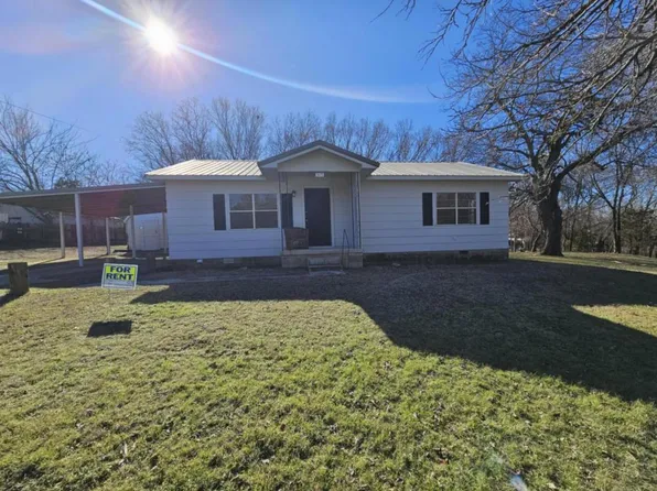 517 E Vinita Ave, Sulphur, OK 73086