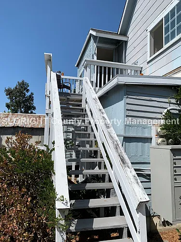 2045 Story St Photo 1