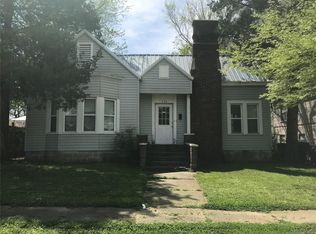 725 E 8th St, Ada, OK 74820