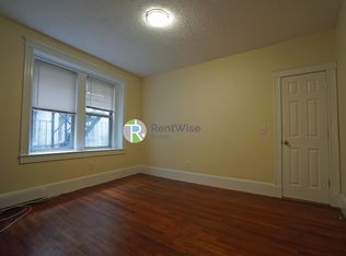 55 Park Dr APT 9, Boston, MA 02215