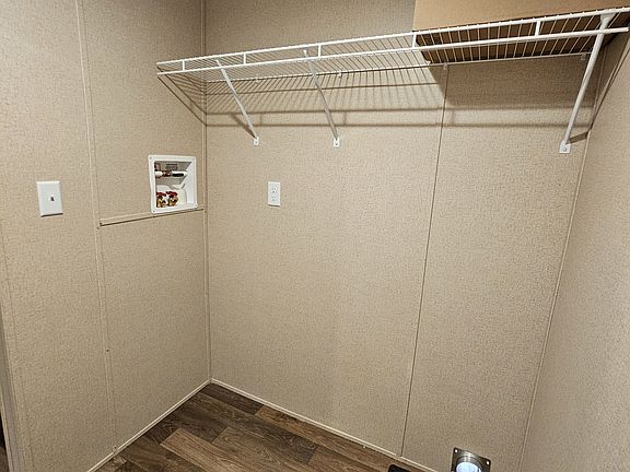 4th image of 525 Kelly Rd #3