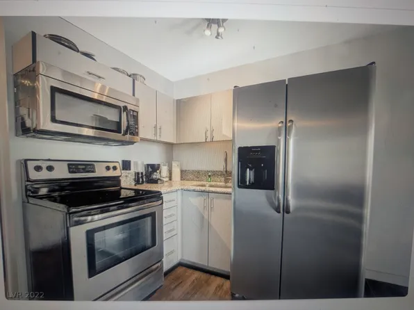 4600 University Center Dr APT 188, Las Vegas, NV 89119