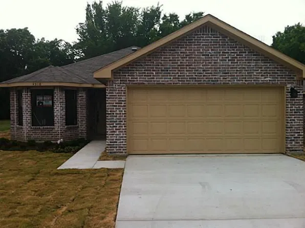 4516 S Horseshoe Trl, The Colony, TX 75056