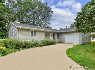 918 Sunnymeade Trl, Dekalb, IL 60115