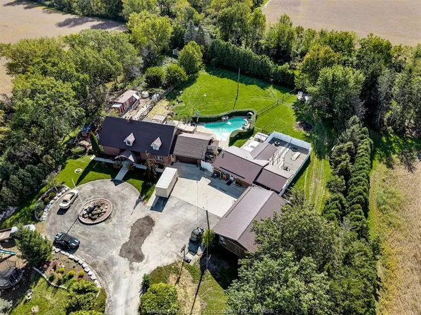 4220 Queens Line, Chatham Kent, ON N0P 2L0