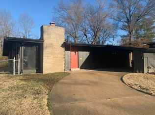 713 Hutchins Dr, Saint Louis, MO