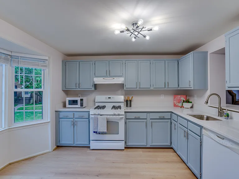 14582 Truro Parish Ct — Photo 20