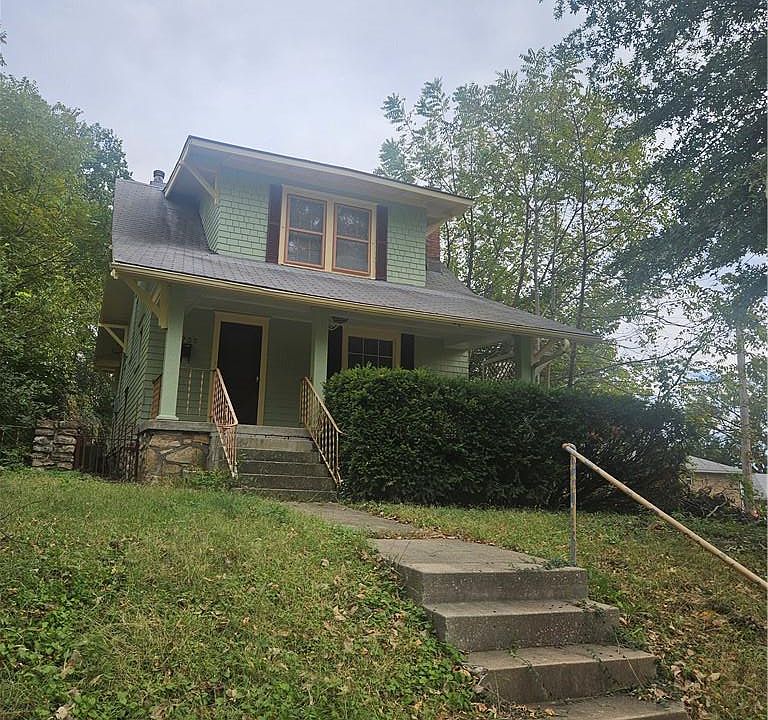 1st image of 1733 S Crescent Ave