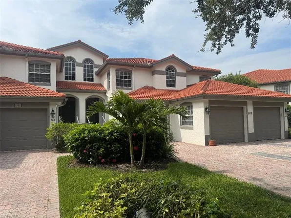 562 Laguna Royale Blvd APT 604, Naples, FL 34119