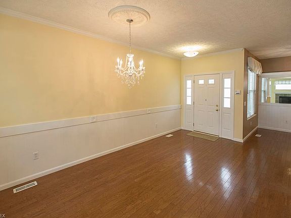 3rd image of 2559 Wyndgate Ct #2559