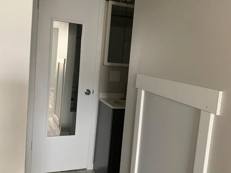 301 B Ave #2 — Photo 15