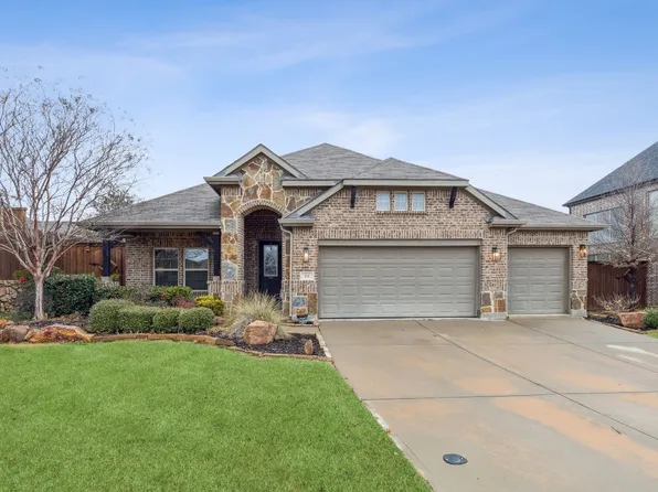 111 Martingale Trl, Oak Point, TX 75068
