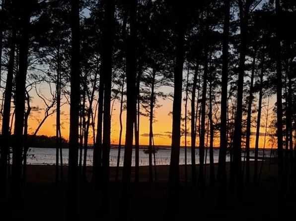 625 Private Road 8525, Broaddus, TX 75929