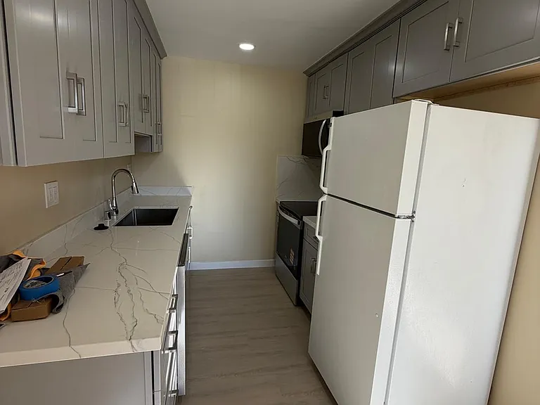 476 Firloch Ave #2 — Photo 9