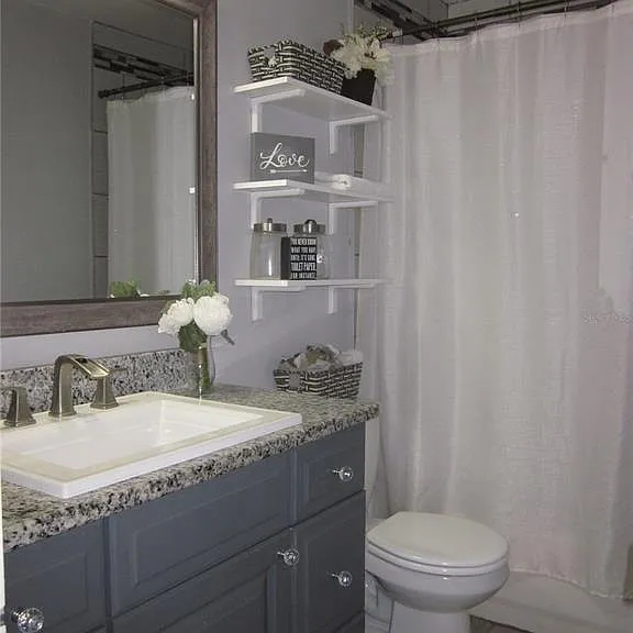 4902 Country Aire Ln — Photo 12