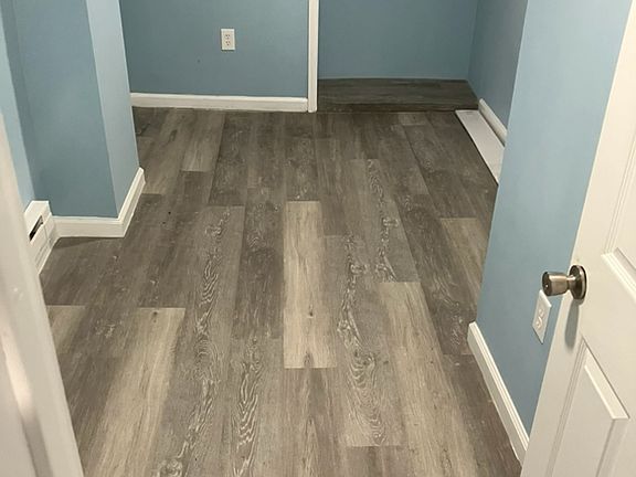 4th image of 229 Marshall St #3